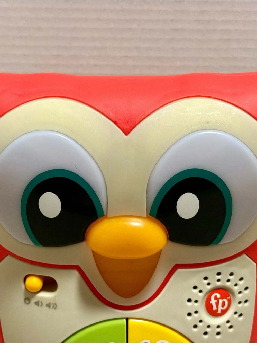 Fisher-Price Electronic Learning Owl Toy A-Z Letters & 1-20 Numbers